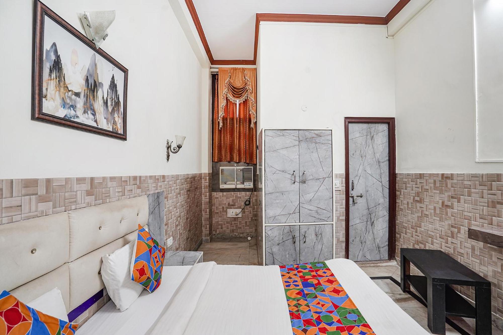 Fabhotel Sarwan Агра Экстерьер фото