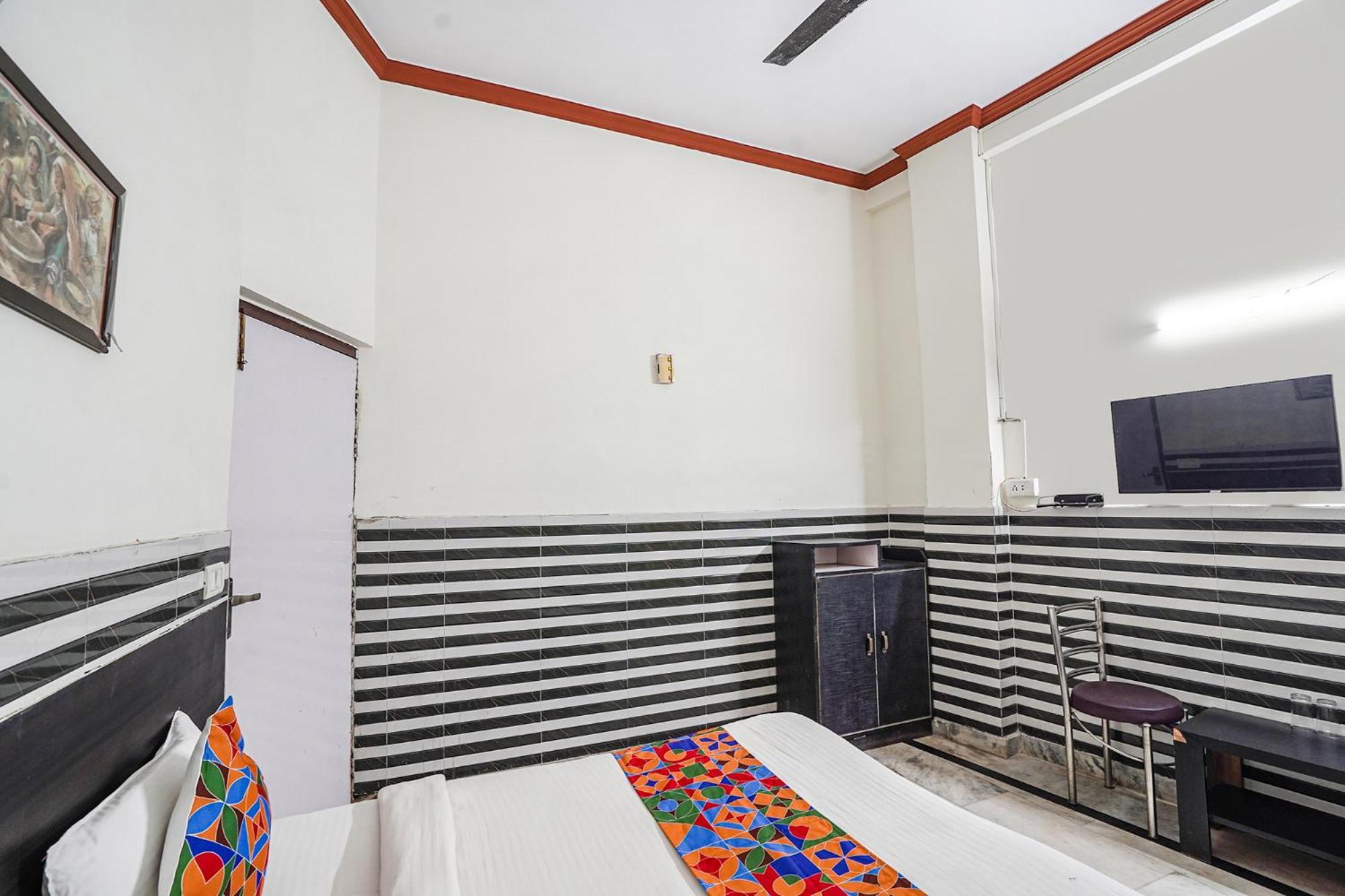 Fabhotel Sarwan Агра Экстерьер фото