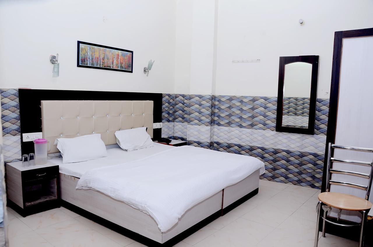 Fabhotel Sarwan Агра Экстерьер фото
