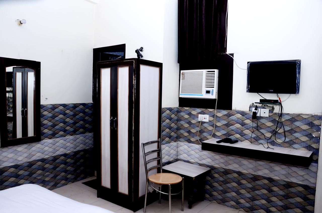 Fabhotel Sarwan Агра Экстерьер фото