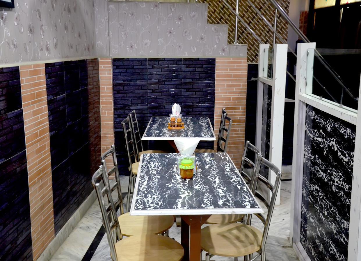Fabhotel Sarwan Агра Экстерьер фото