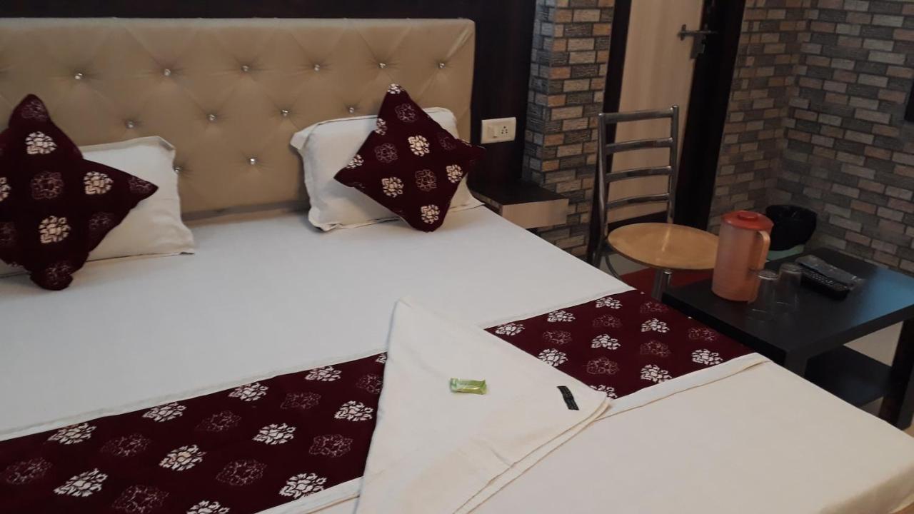 Fabhotel Sarwan Агра Экстерьер фото