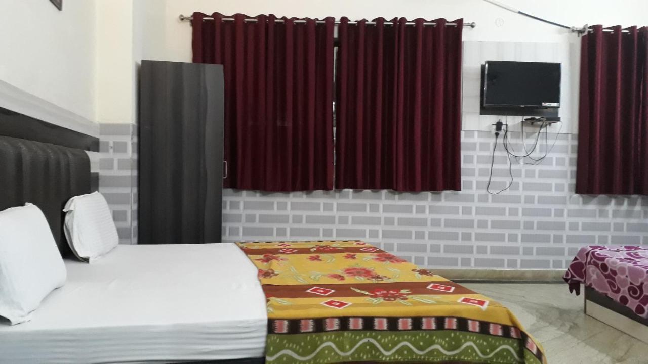 Fabhotel Sarwan Агра Экстерьер фото