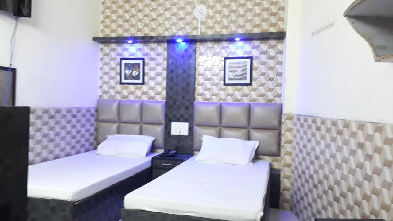 Fabhotel Sarwan Агра Экстерьер фото