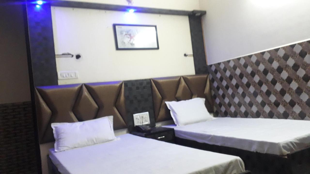 Fabhotel Sarwan Агра Экстерьер фото