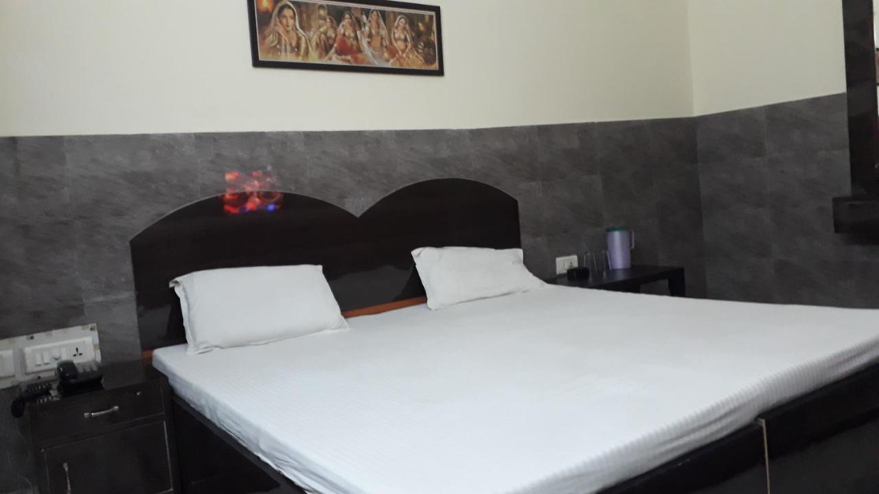 Fabhotel Sarwan Агра Экстерьер фото