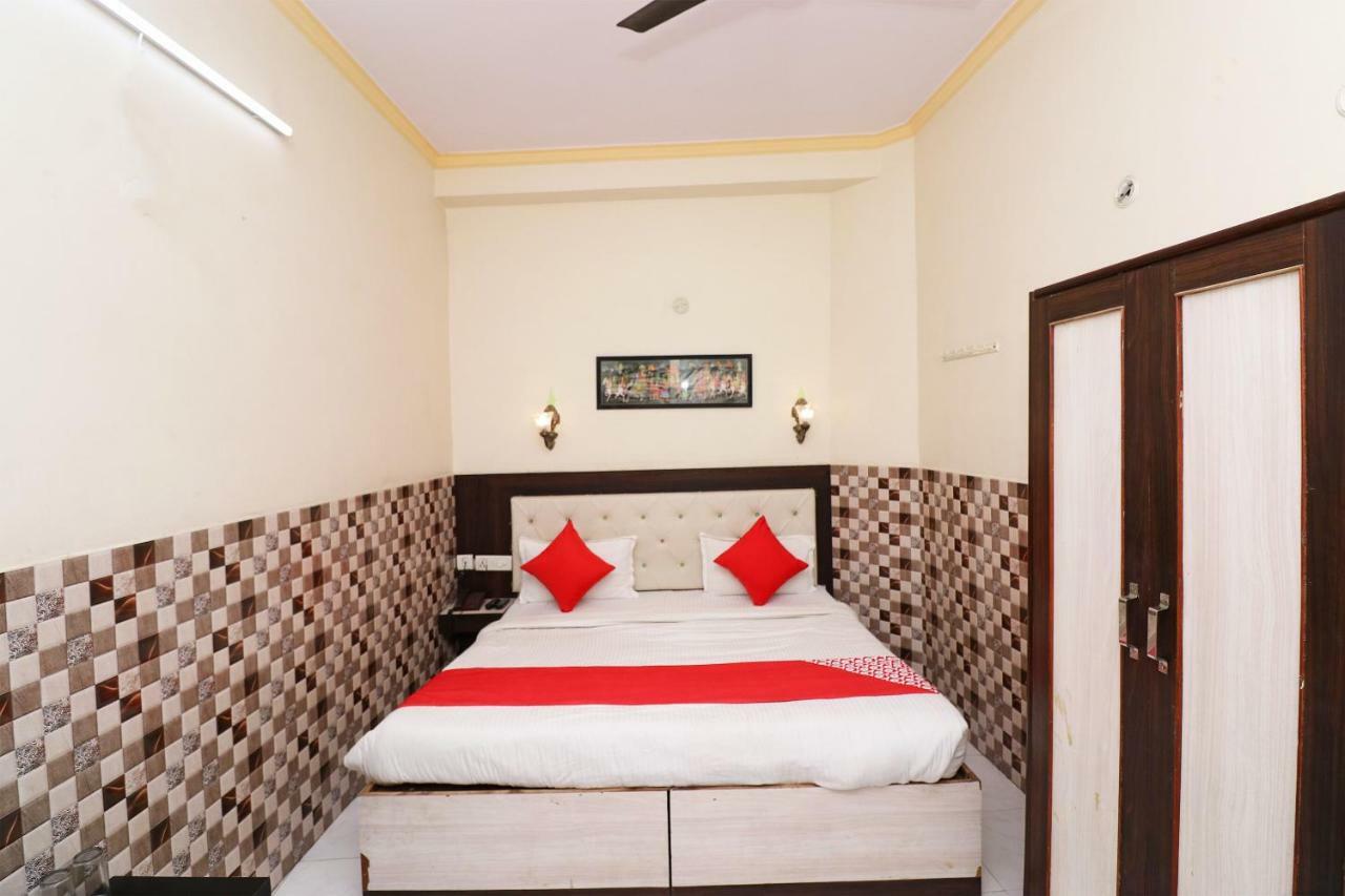 Fabhotel Sarwan Агра Экстерьер фото