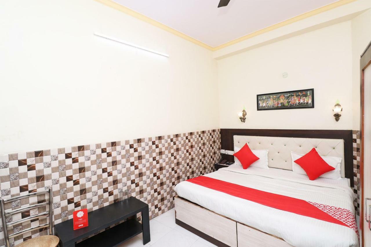 Fabhotel Sarwan Агра Экстерьер фото